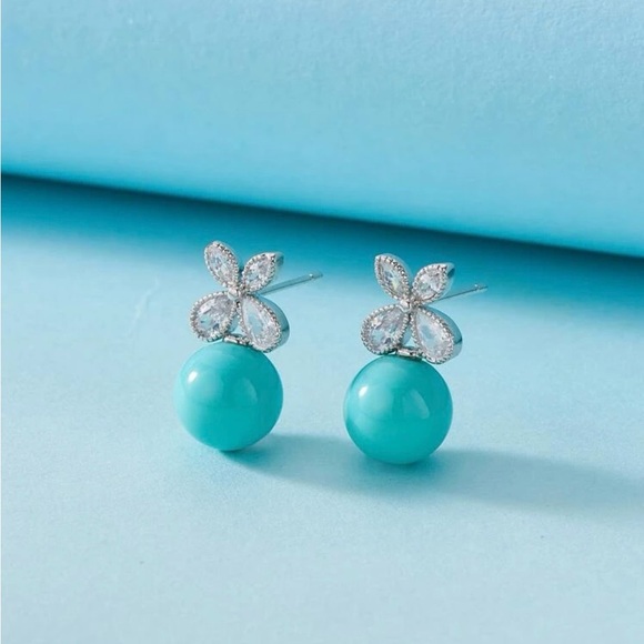 Rhinestone  and tourqoise color Stud Earrings - Picture 3 of 4